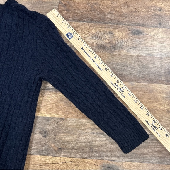 J Crew Womens Sweater Large Blue Cable Knit V Neck, Shrunk Fits Like a Small - Picture 11 of 13